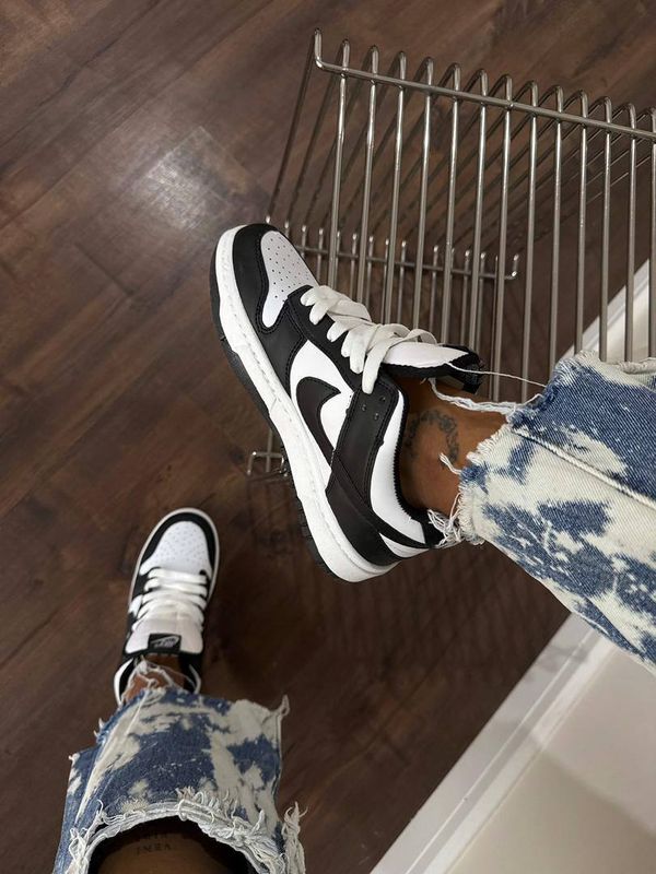 کتونی نایکی SB مشکی سفید