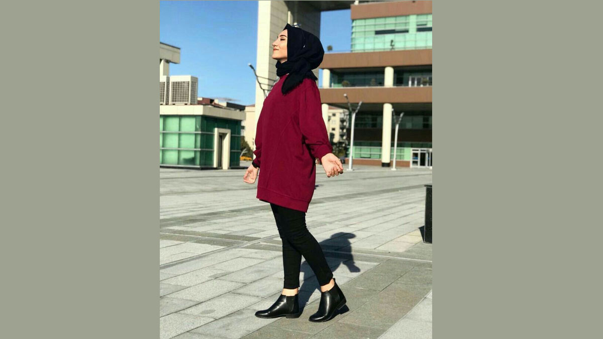 چرا دورس زرشکی زنانه ترند پاییز و زمستان امسال است؟