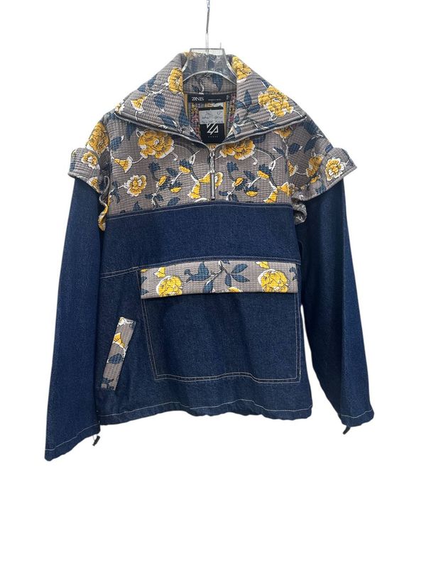 جکت نیم زیپ سپی